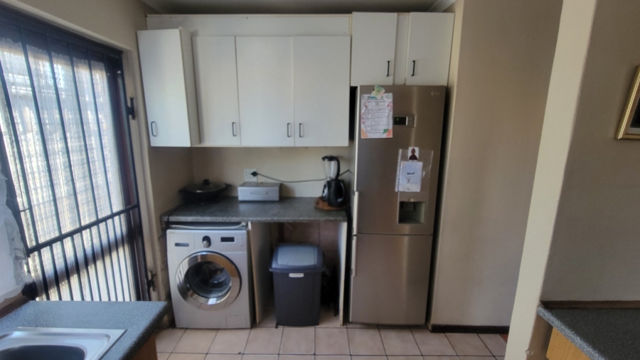 3 Bedroom Property for Sale in Highbury Western Cape
